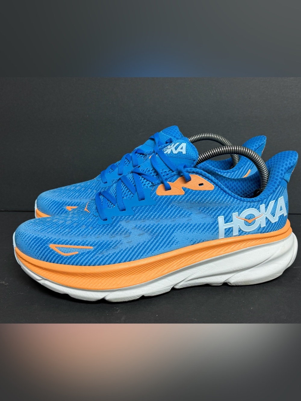 Hoka One Clifton 9 Men's US 9 D Running Shoes Walking Gym Coastal Sky Sneakers